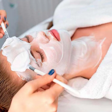 Upload image to gallery viewer, Hydration Lifting with Facial Phototherapy for dry skin
